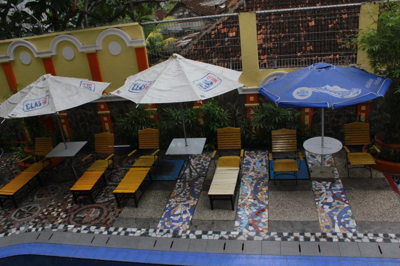 Mega Bintang Sweet Hotel 2 Cepu Exterior photo
